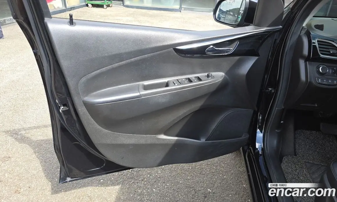 Chevrolet Spark 2019 1.0 автомат (гидро), фото 14