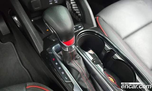 Chevrolet TrailBlazer 2023 1.3 автомат (гидро), миниатюра 12
