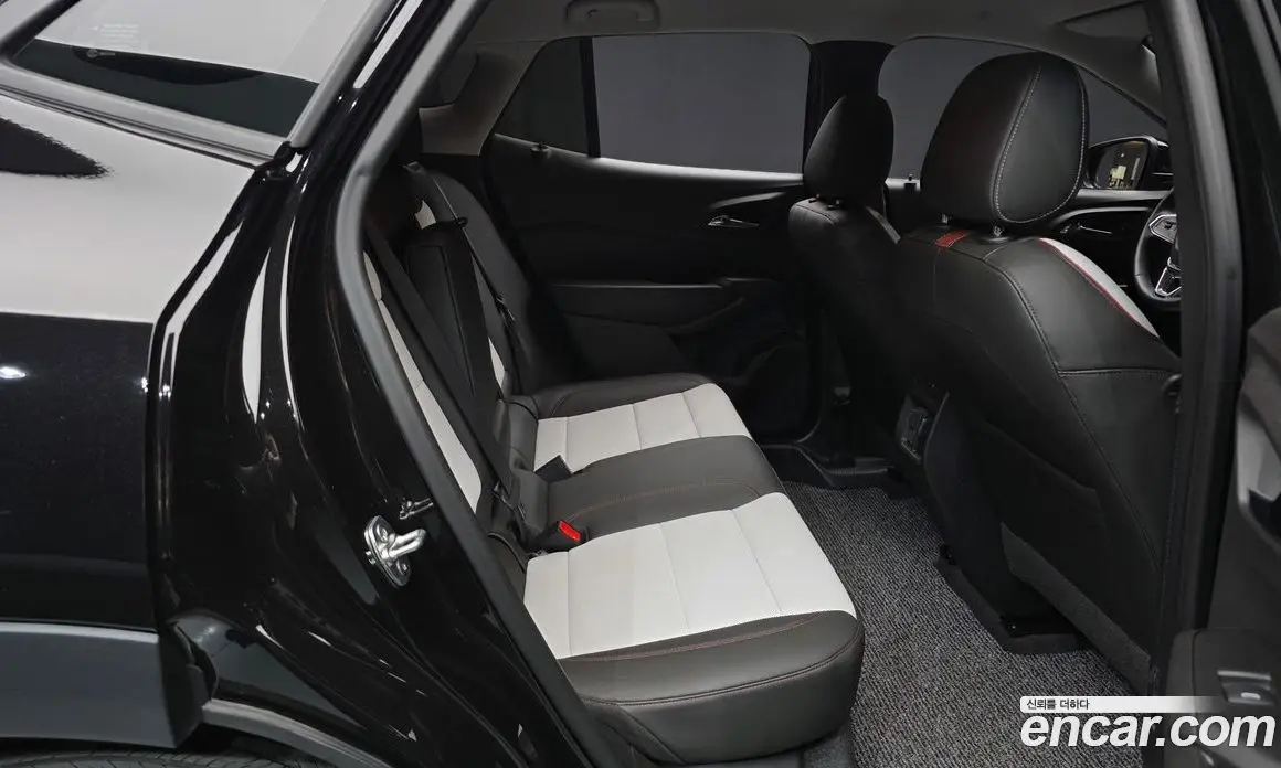 Chevrolet Trax 2025 1.2 автомат (гидро), фото 17