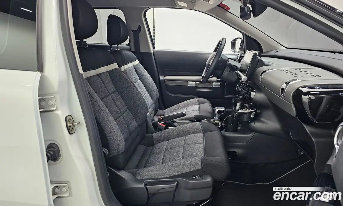 Citroen C4 Cactus 2019 1.5 автомат (гидро), фото 16