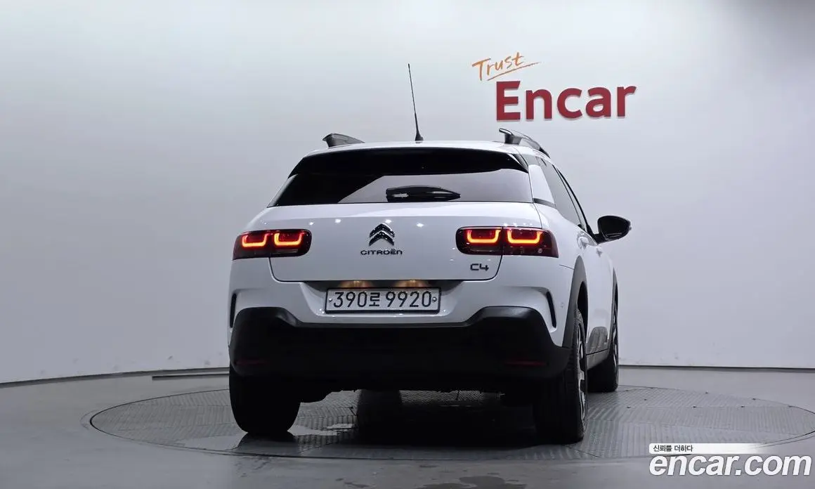 Citroen C4 Cactus 2019 1.5 автомат (гидро), фото 4