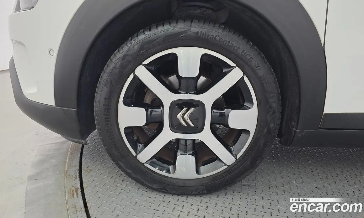 Citroen C4 Cactus 2019 1.5 автомат (гидро), фото 5