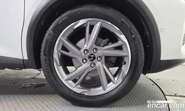 Citroen DS7 2022 1.2 автомат (гидро), миниатюра 5 Citroen DS7 2022 1.2 автомат (гидро), миниатюра 5