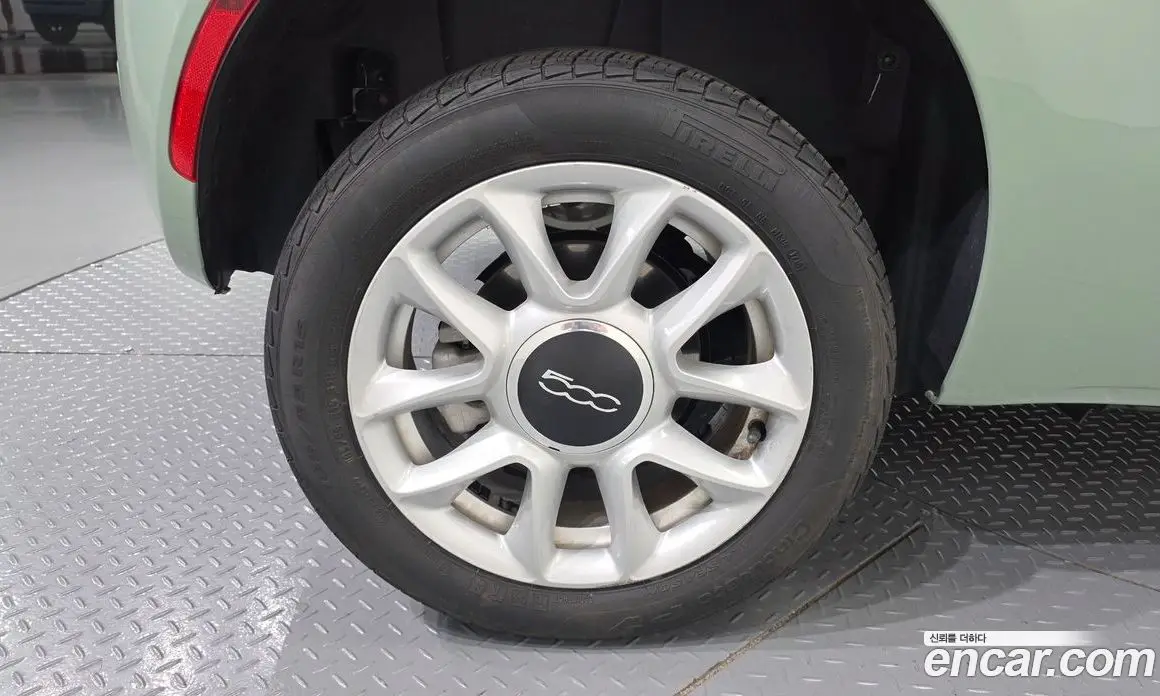 Fiat 500 2017 1.4 автомат (гидро), фото 5 Fiat 500 2017 1.4 автомат (гидро), фото 5