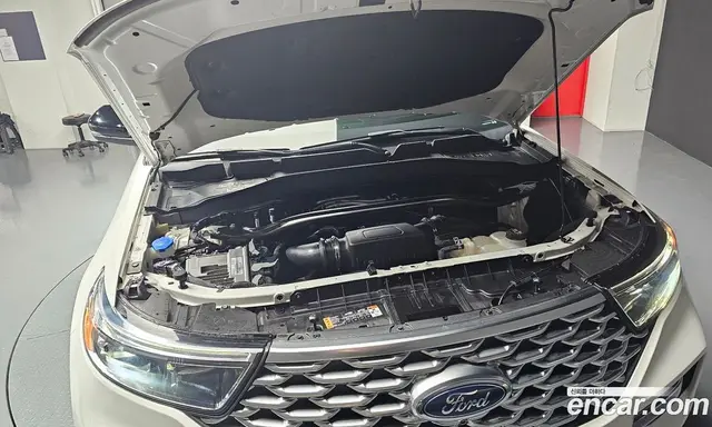 Ford Explorer 2022 3.0 автомат (гидро), миниатюра 6 Ford Explorer 2022 3.0 автомат (гидро), миниатюра 6