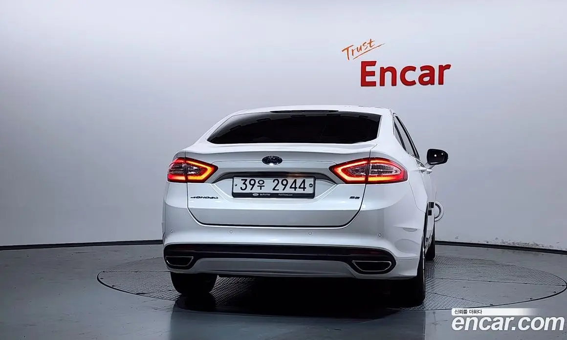 Ford Mondeo 2017 2.0 автомат (гидро), фото 4