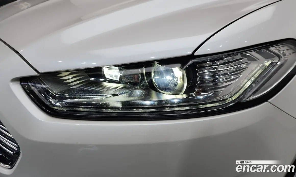 Ford Mondeo 2017 2.0 автомат (гидро), фото 8