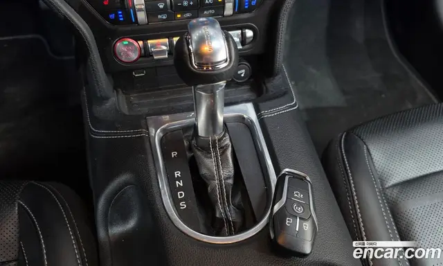 Ford Mustang 2019 2.3 автомат (гидро), миниатюра 12
