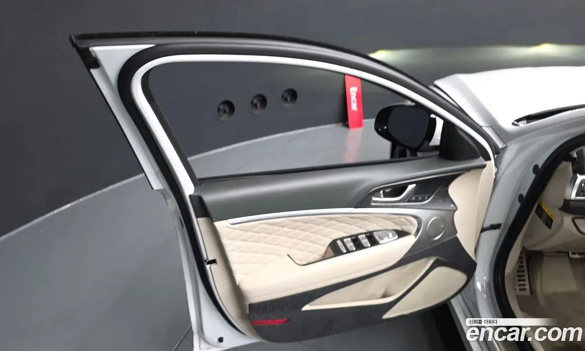 Genesis G70 2019 3.3 автомат (гидро), фото 13