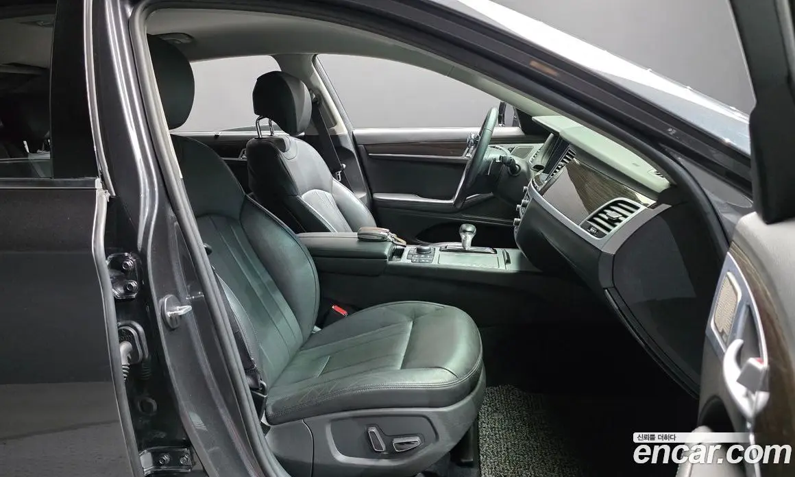 Genesis G80 2016 3.3 автомат (гидро), фото 16 Genesis G80 2016 3.3 автомат (гидро), фото 16