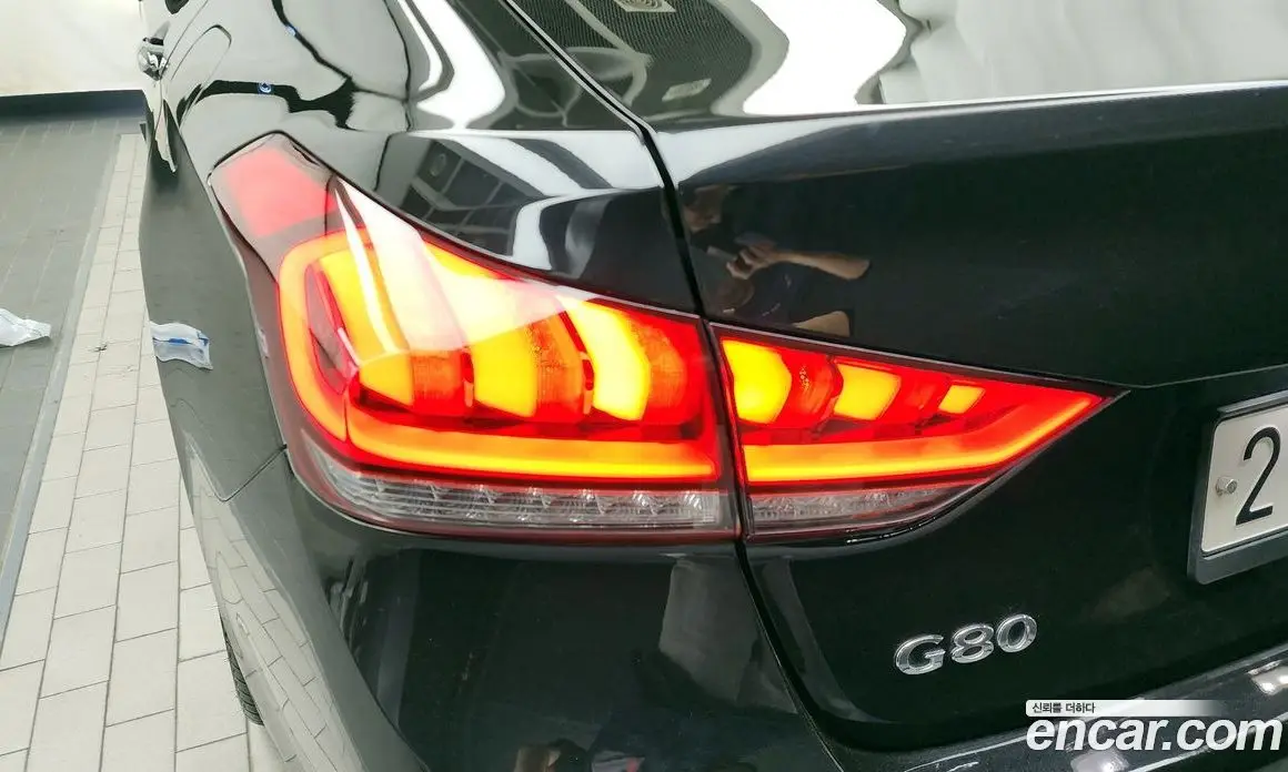 Genesis G80 2018 3.3 автомат (гидро), фото 9 Genesis G80 2018 3.3 автомат (гидро), фото 9
