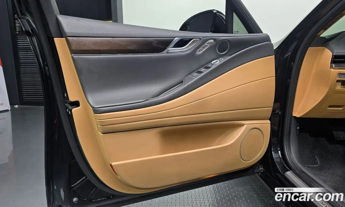 Genesis G80 2023 2.5 автомат (гидро), фото 13