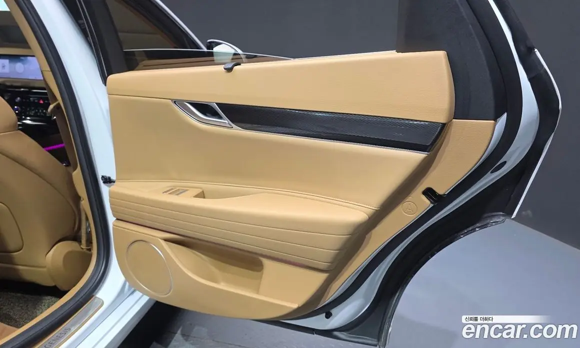 Genesis G80 2025 2.5 автомат (гидро), фото 15
