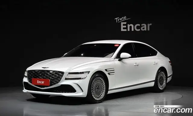 Genesis G80, 2025, 10 746 км