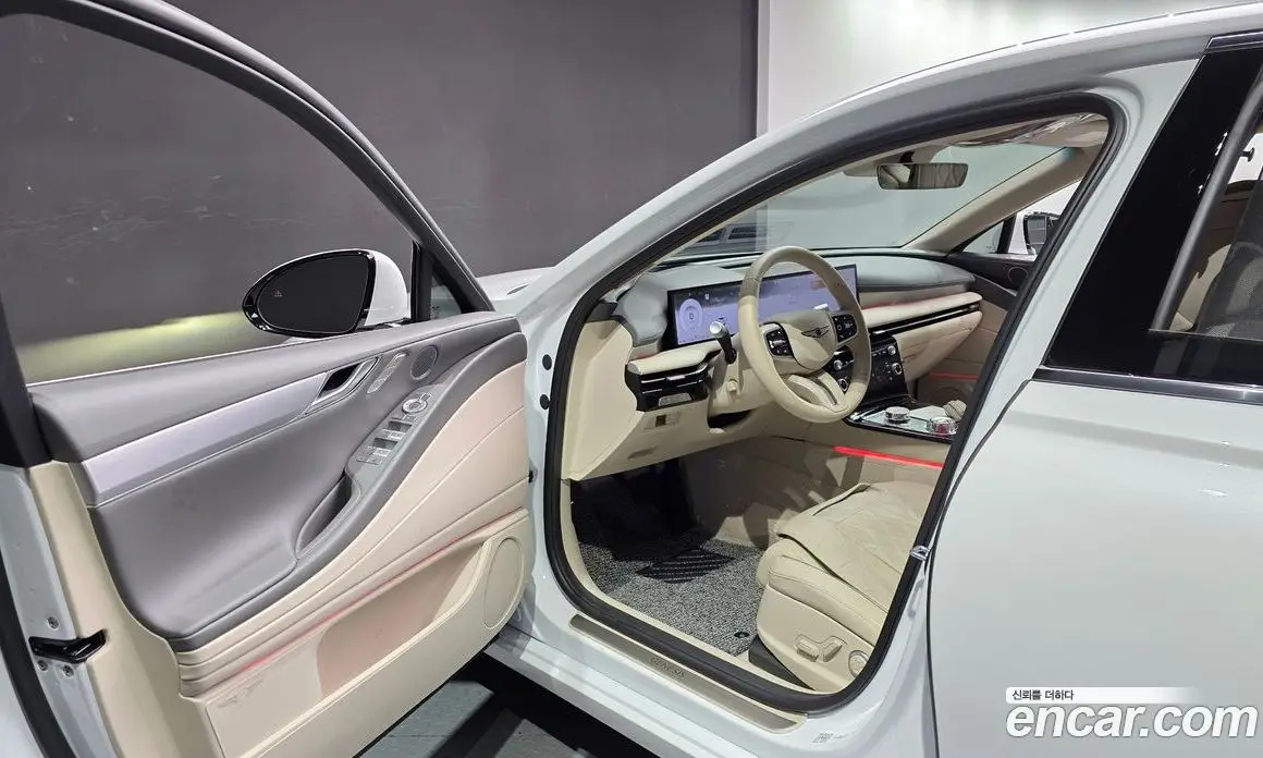 Genesis G80 2025 2.5 автомат (гидро), фото 13