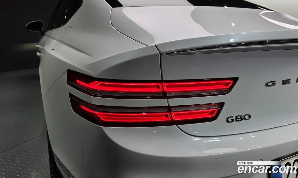 Genesis G80 2025 2.5 автомат (гидро), фото 9