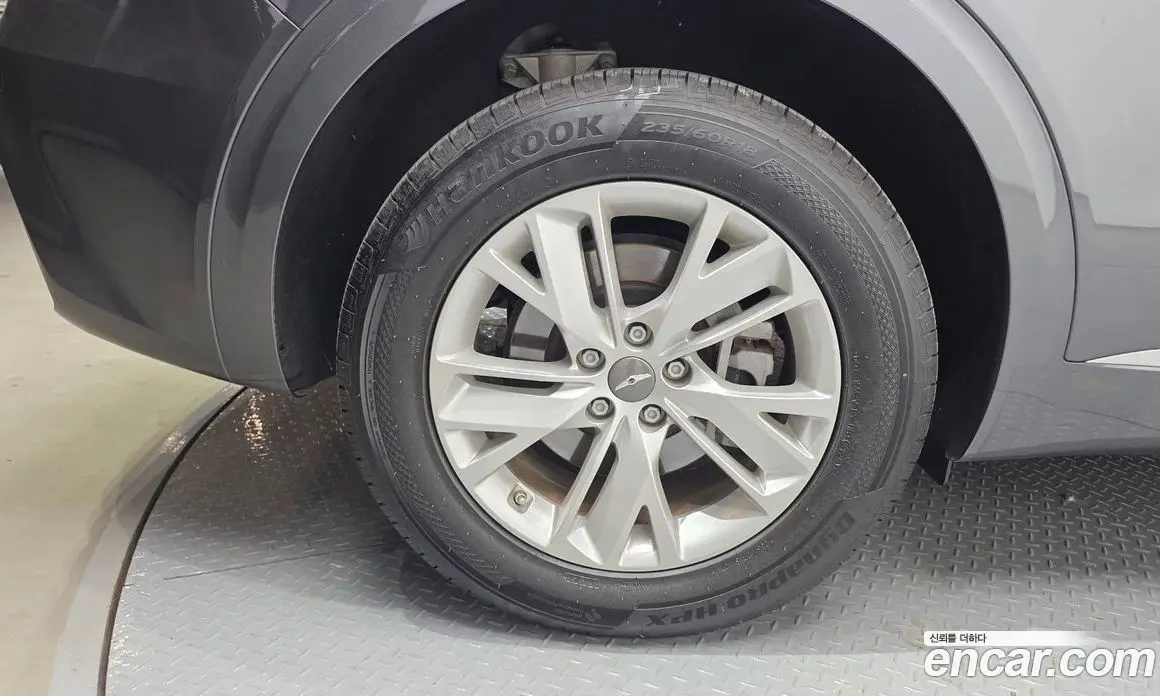 Genesis GV70 2021 2.5 автомат (гидро), фото 5 Genesis GV70 2021 2.5 автомат (гидро), фото 5