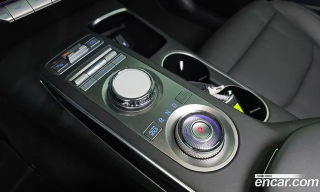 Genesis GV70 2021 2.5 автомат (гидро), миниатюра 12