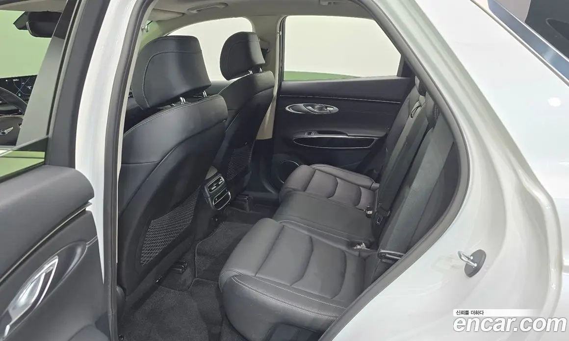 Genesis GV70 2021 2.5 автомат (гидро), фото 17