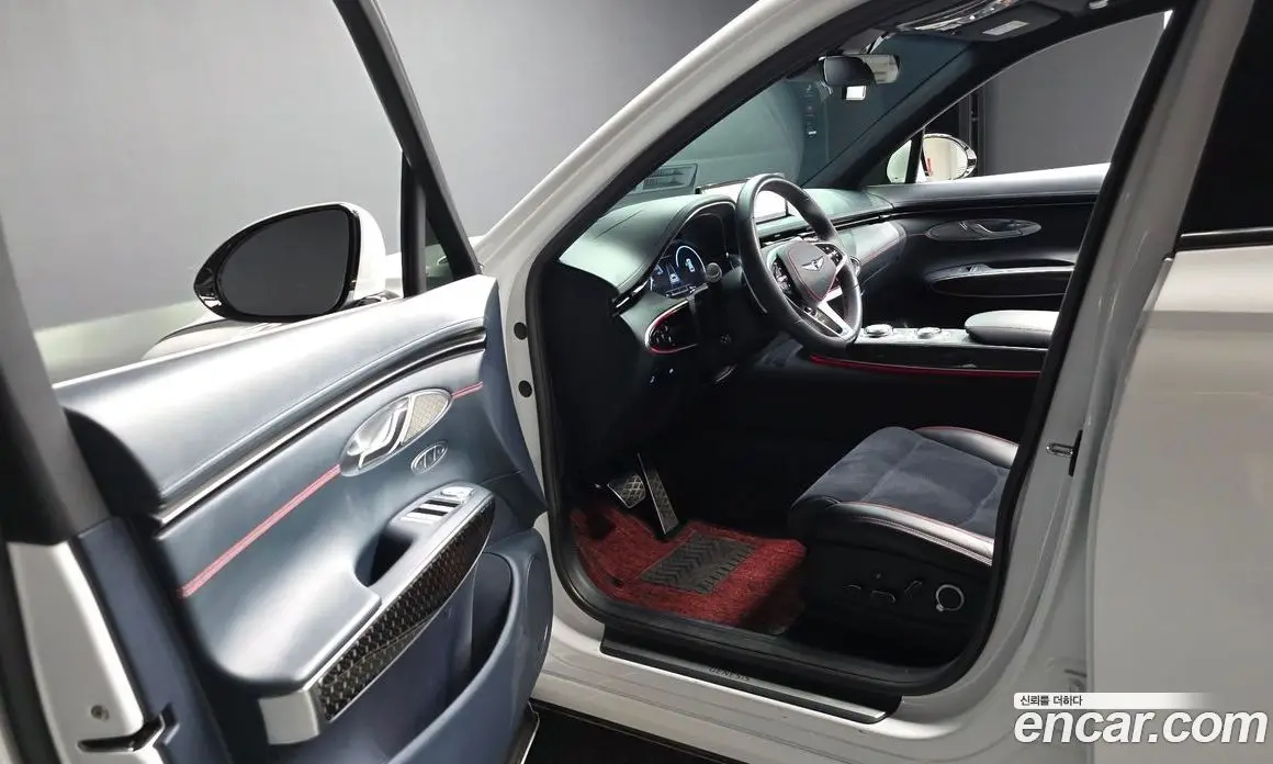 Genesis GV70 2021 2.5 автомат (гидро), фото 12 Genesis GV70 2021 2.5 автомат (гидро), фото 12