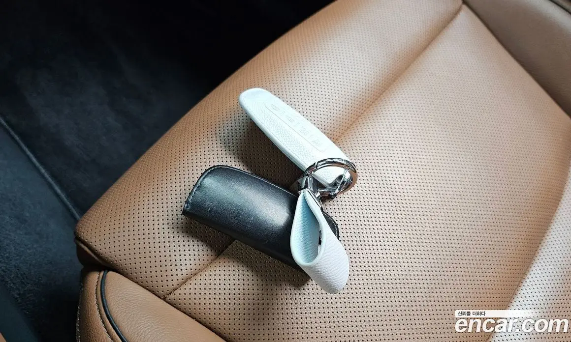 Genesis GV70 2021 2.5 автомат (гидро), фото 16 Genesis GV70 2021 2.5 автомат (гидро), фото 16