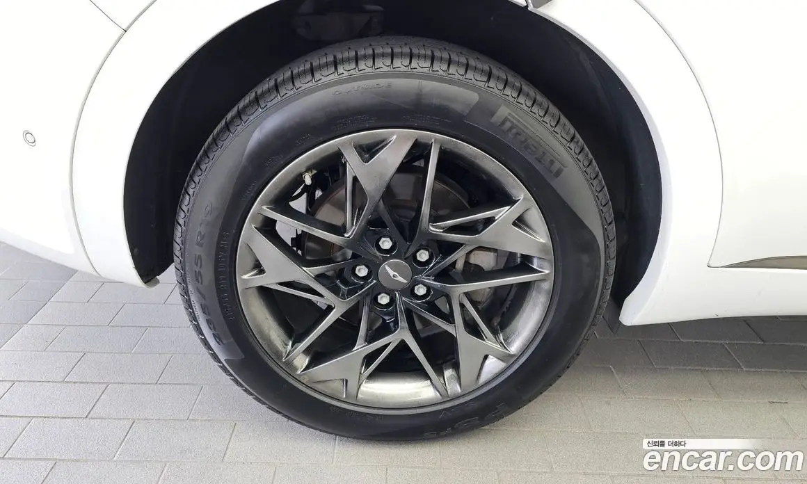 Genesis GV70 2021 2.5 автомат (гидро), фото 5 Genesis GV70 2021 2.5 автомат (гидро), фото 5