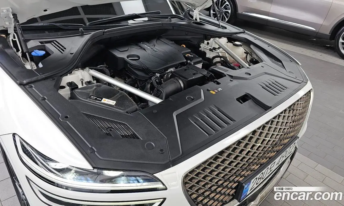 Genesis GV70 2021 2.5 автомат (гидро), фото 6 Genesis GV70 2021 2.5 автомат (гидро), фото 6