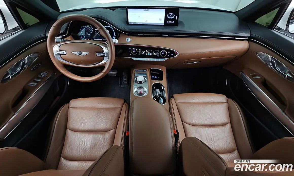 Genesis GV70 2021 2.5 автомат (гидро), фото 10 Genesis GV70 2021 2.5 автомат (гидро), фото 10