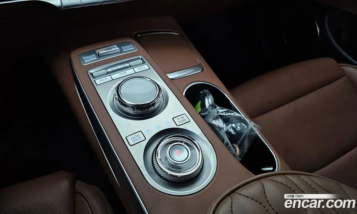 Genesis GV70 2023 2.5 автомат (гидро), фото 11