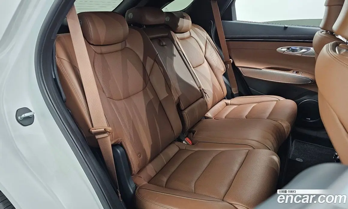 Genesis GV70 2023 2.5 автомат (гидро), фото 16