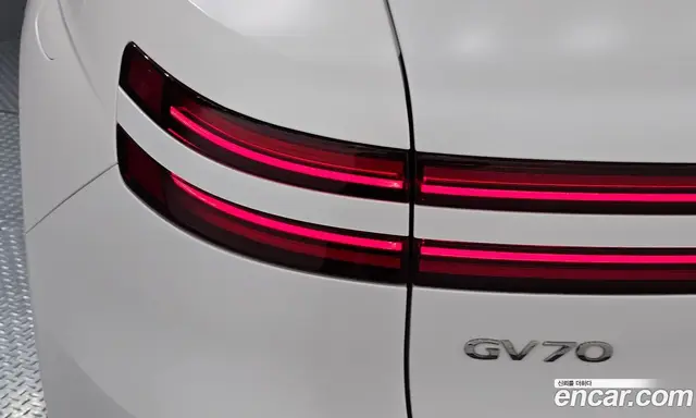 Genesis GV70 2023 2.5 автомат (гидро), миниатюра 8