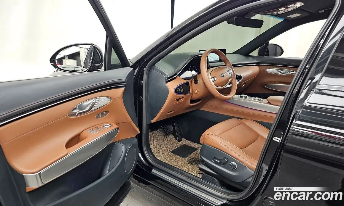 Genesis GV70 2023 2.5 автомат (гидро), фото 13 Genesis GV70 2023 2.5 автомат (гидро), фото 13