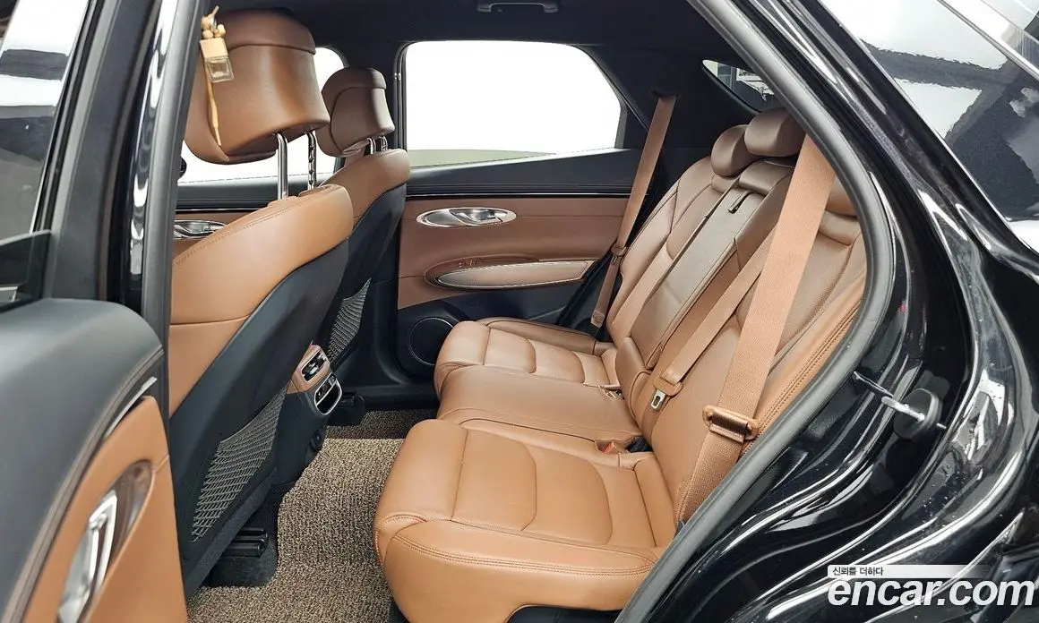 Genesis GV70 2023 2.5 автомат (гидро), фото 16 Genesis GV70 2023 2.5 автомат (гидро), фото 16