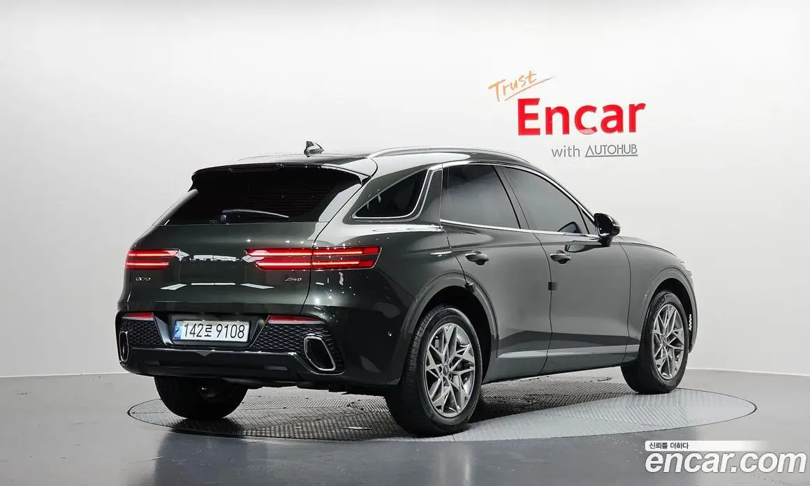 Genesis GV70 2024 2.5 автомат (гидро), фото 1 Genesis GV70 2024 2.5 автомат (гидро), фото 1