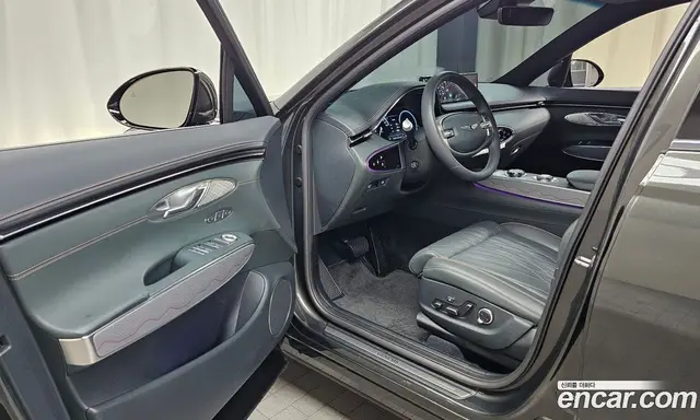 Genesis GV70 2024 2.5 автомат (гидро), миниатюра 12