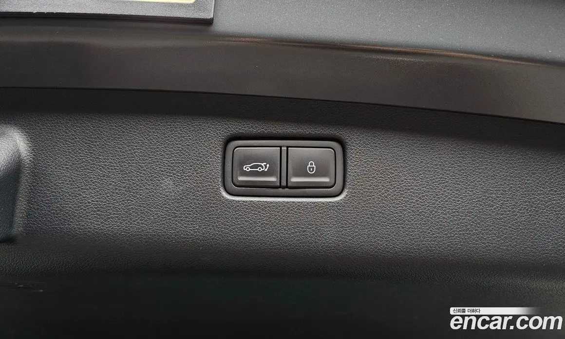 Genesis GV70 2024 2.5 автомат (гидро), фото 20 Genesis GV70 2024 2.5 автомат (гидро), фото 20