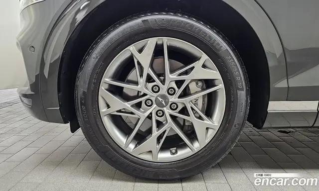 Genesis GV70 2024 2.5 автомат (гидро), миниатюра 4 Genesis GV70 2024 2.5 автомат (гидро), миниатюра 4