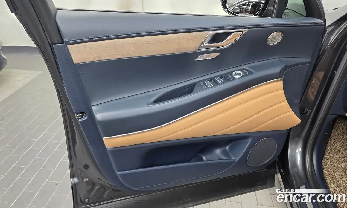 Genesis GV80 2021 2.5 автомат (гидро), фото 14 Genesis GV80 2021 2.5 автомат (гидро), фото 14
