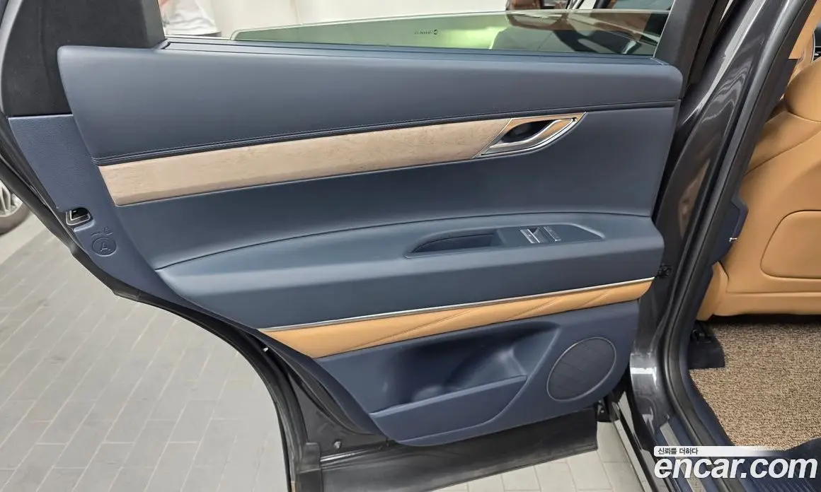 Genesis GV80 2021 2.5 автомат (гидро), фото 15 Genesis GV80 2021 2.5 автомат (гидро), фото 15