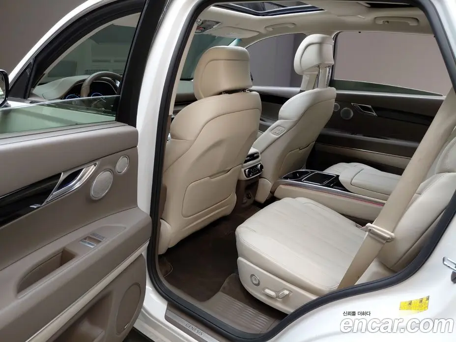 Genesis GV80 2022 2.5 автомат (гидро), фото 18 Genesis GV80 2022 2.5 автомат (гидро), фото 18