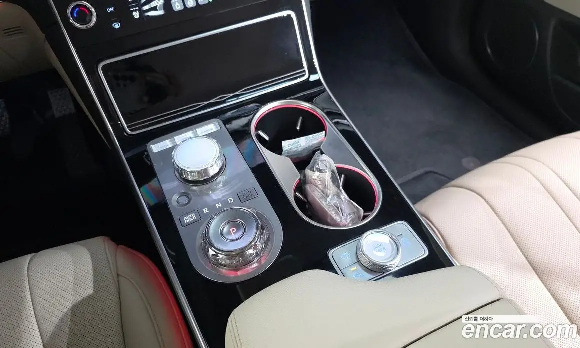 Genesis GV80 2024 2.5 автомат (гидро), фото 12 Genesis GV80 2024 2.5 автомат (гидро), фото 12