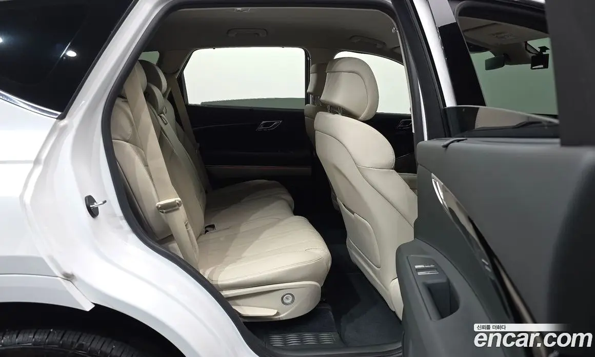 Genesis GV80 2024 2.5 автомат (гидро), фото 18 Genesis GV80 2024 2.5 автомат (гидро), фото 18