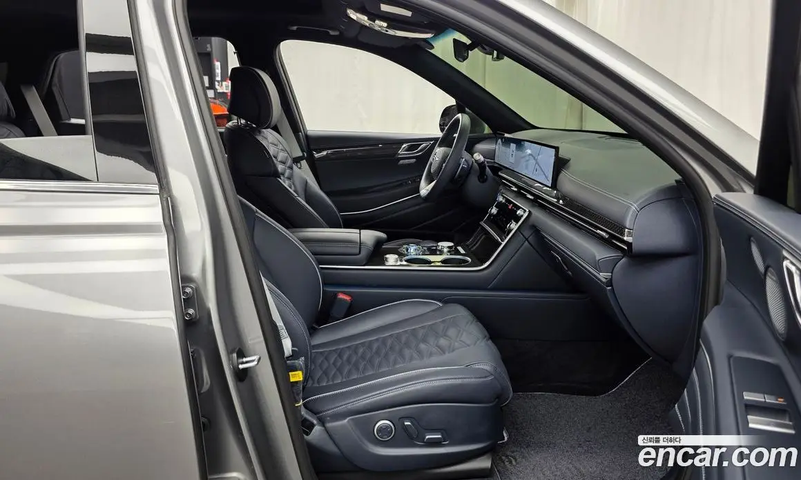 Genesis GV80 2025 2.5 автомат (гидро), фото 17 Genesis GV80 2025 2.5 автомат (гидро), фото 17