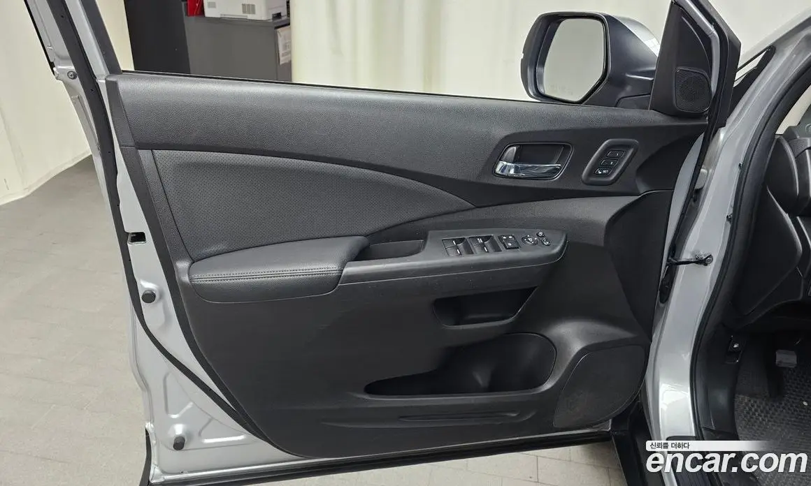 Honda CR-V 2014 2.4 автомат (гидро), фото 13 Honda CR-V 2014 2.4 автомат (гидро), фото 13