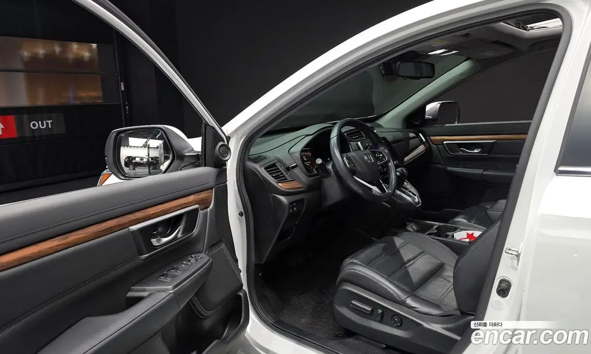 Honda CR-V 2019 1.5 автомат (гидро), фото 13