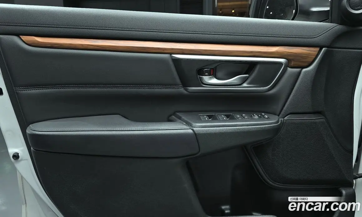Honda CR-V 2019 1.5 автомат (гидро), фото 14