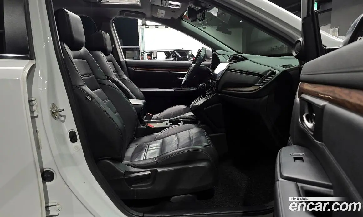 Honda CR-V 2019 1.5 автомат (гидро), фото 16