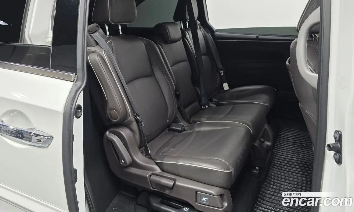 Honda Odyssey 2021 3.5 автомат (гидро), фото 18 Honda Odyssey 2021 3.5 автомат (гидро), фото 18
