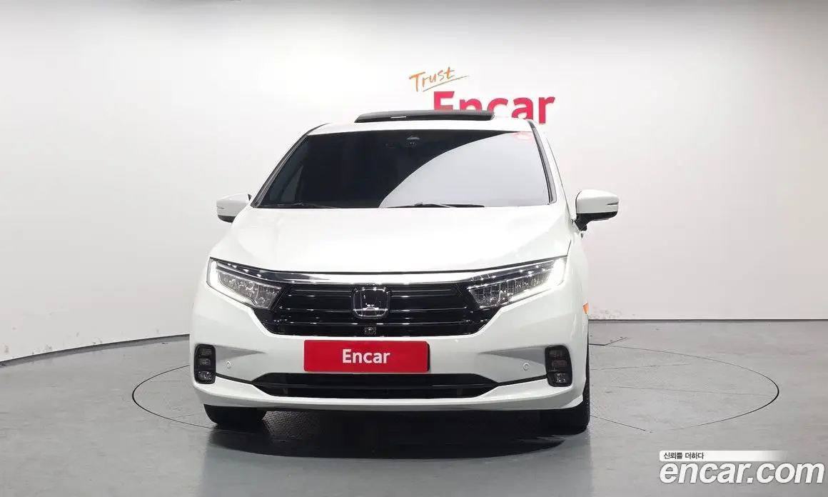 Honda Odyssey 2021 3.5 автомат (гидро), фото 3 Honda Odyssey 2021 3.5 автомат (гидро), фото 3