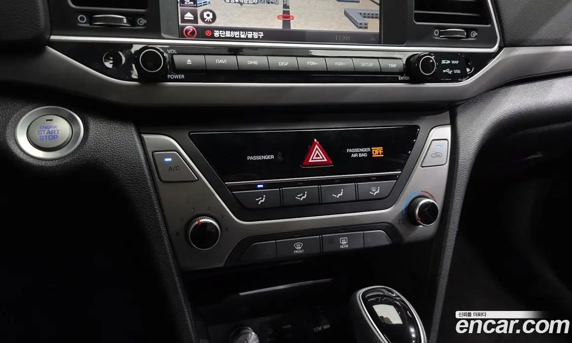 Hyundai Avante 2018 1.6 автомат (гидро), фото 19